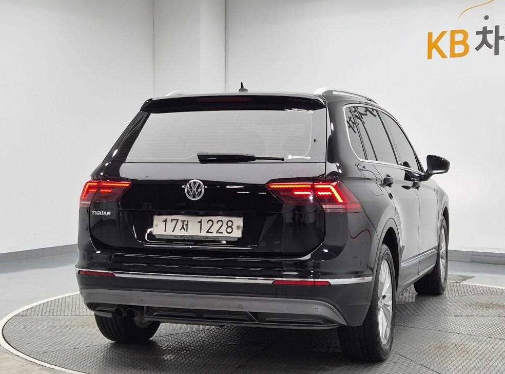 폭스바겐 티구안 2.0 TDI 프리미엄 사진 3
