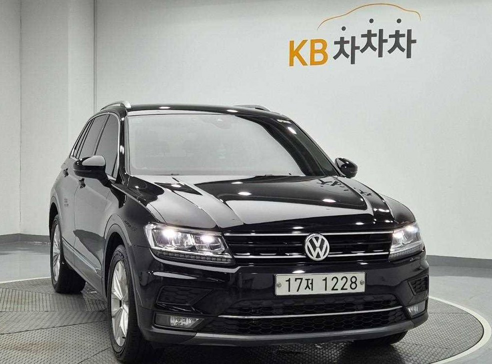 폭스바겐 티구안 2.0 TDI 프리미엄 사진 4