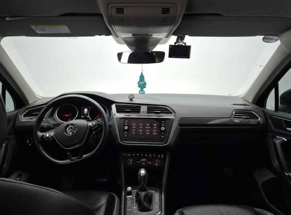 폭스바겐 티구안 2.0 TDI 프리미엄 사진 7