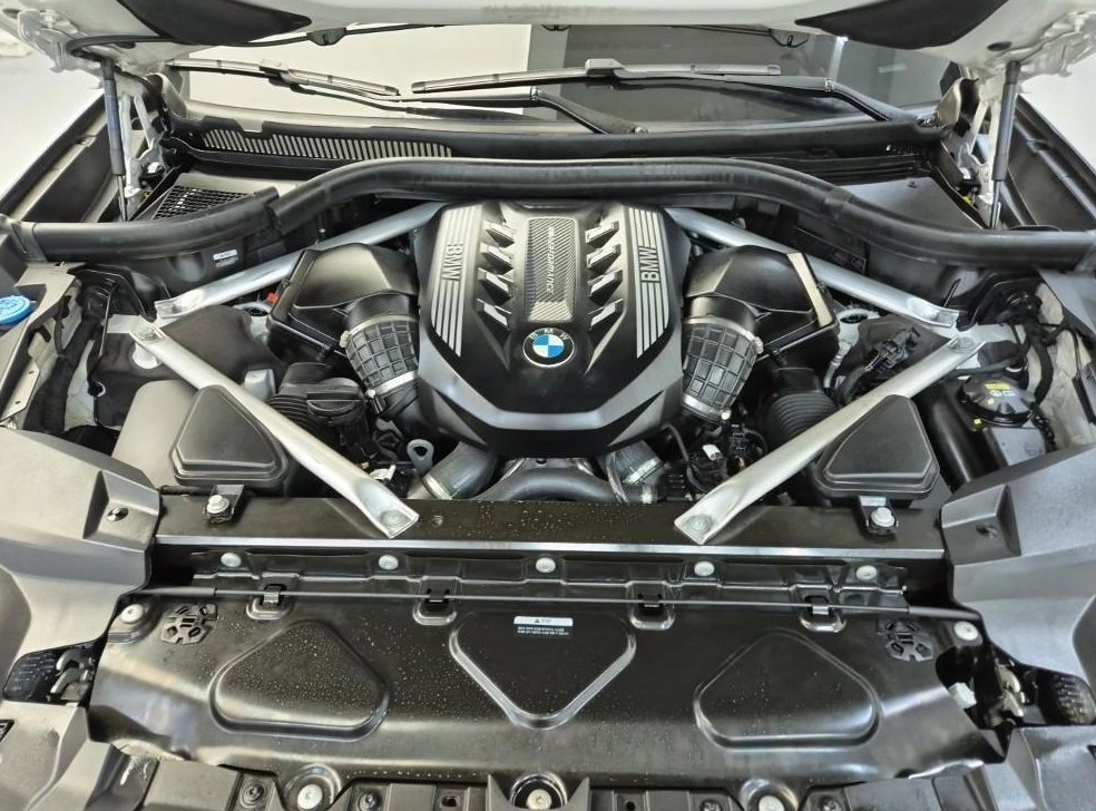 BMW X7 M50i 사진 5