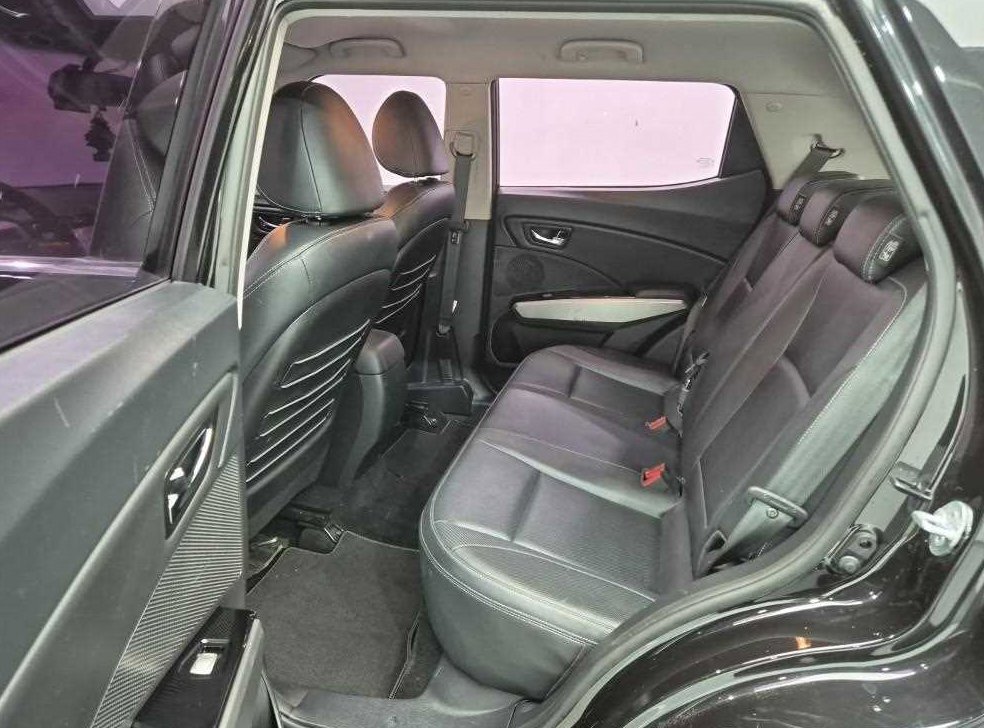 KG모빌리티(쌍용)  티볼리 가솔린 2WD 1.6 VX 사진 12