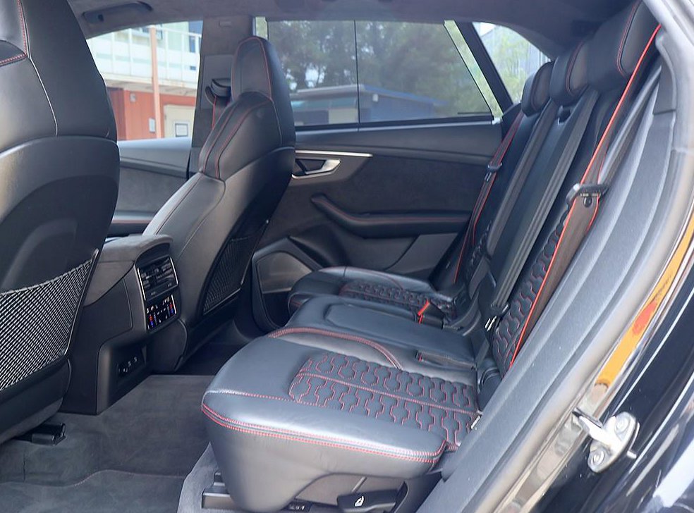 아우디 RSQ8 4.0 TFSI 콰트로 사진 12