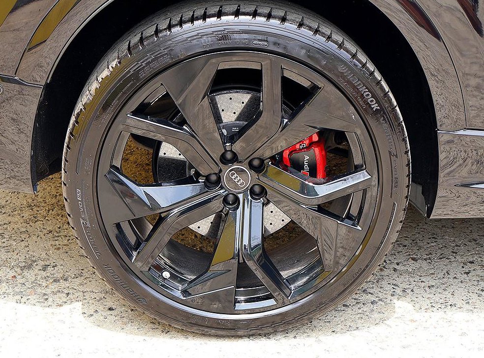 아우디 RSQ8 4.0 TFSI 콰트로 사진 19