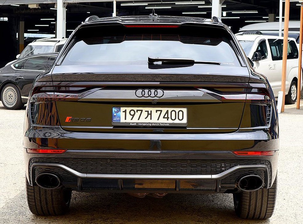 아우디 RSQ8 4.0 TFSI 콰트로 사진 3