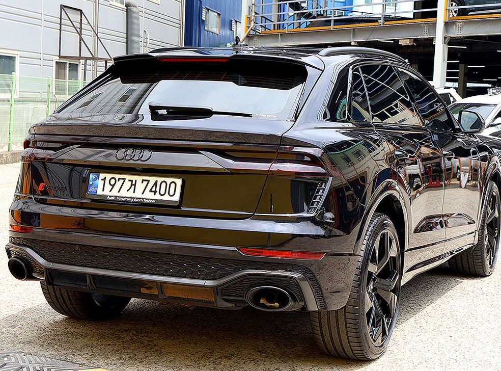 아우디 RSQ8 4.0 TFSI 콰트로 사진 4