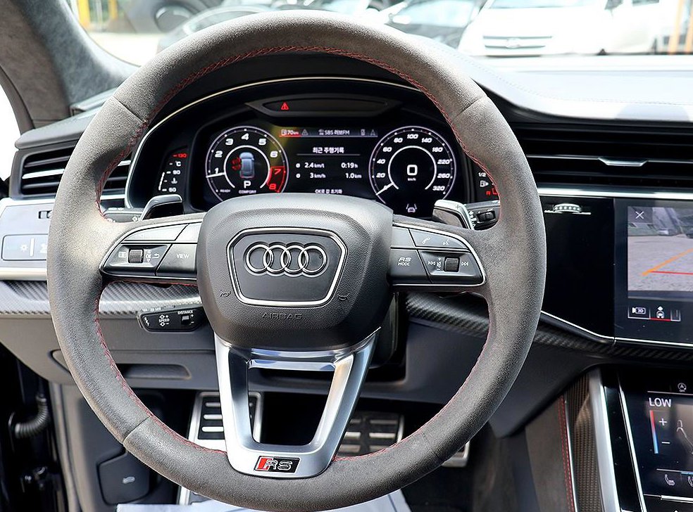 아우디 RSQ8 4.0 TFSI 콰트로 사진 8