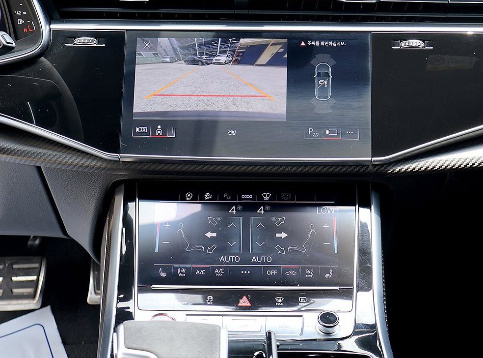 아우디 RSQ8 4.0 TFSI 콰트로 사진 9