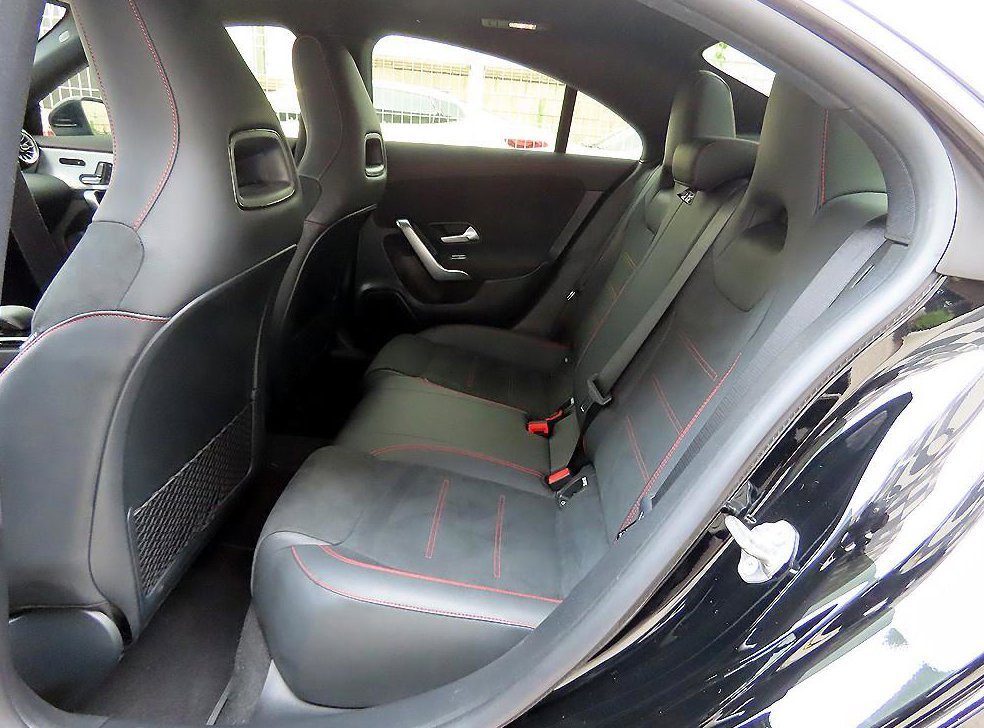 벤츠 CLA 클래스 CLA 250 4MATIC 사진 6