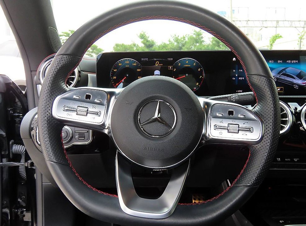 벤츠 CLA 클래스 CLA 250 4MATIC 사진 8