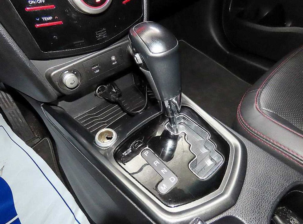 KG모빌리티(쌍용)  티볼리 2WD 가솔린 1.6 RX 사진 12
