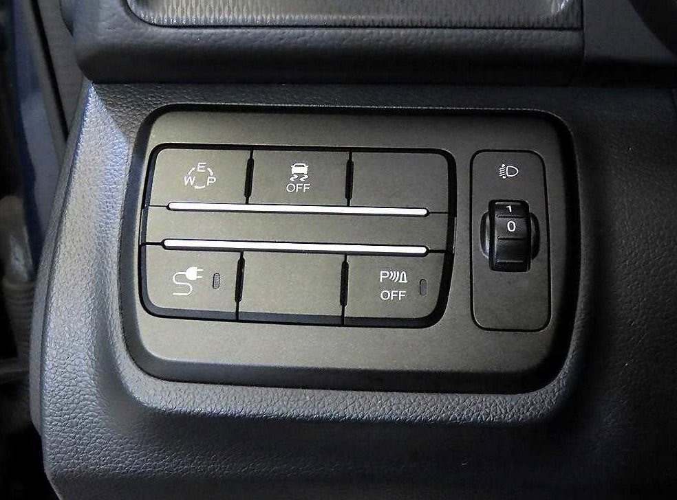 KG모빌리티(쌍용)  티볼리 2WD 가솔린 1.6 RX 사진 13
