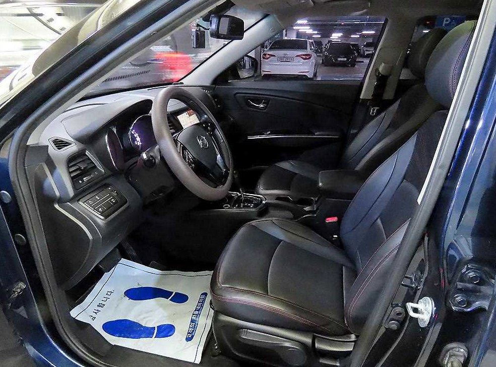 KG모빌리티(쌍용)  티볼리 2WD 가솔린 1.6 RX 사진 6