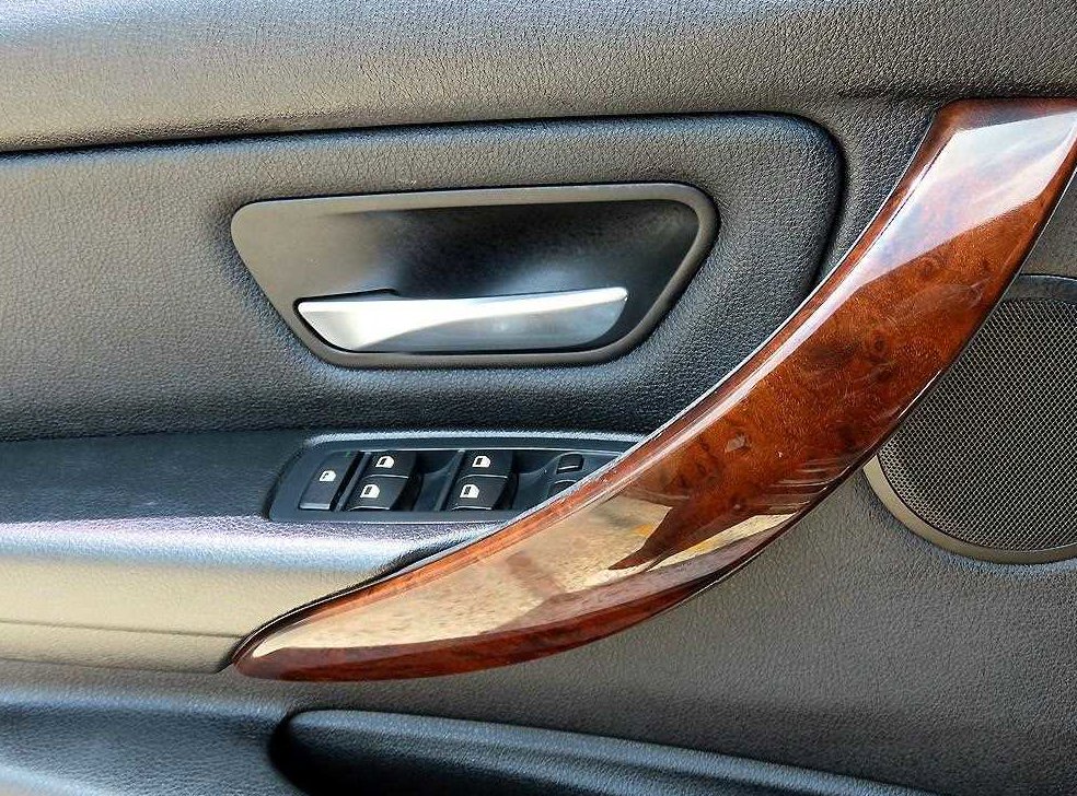 BMW 3시리즈 320d 사진 11
