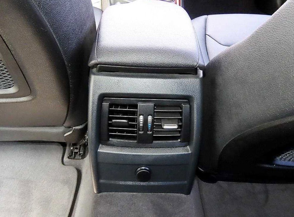 BMW 3시리즈 320d 사진 16
