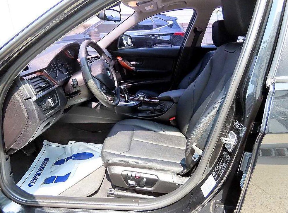 BMW 3시리즈 320d 사진 5