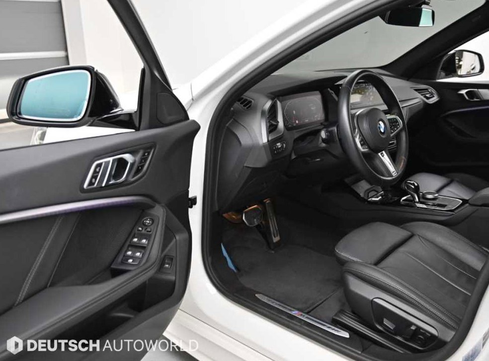 BMW 1시리즈 120i M 스포츠 사진 11