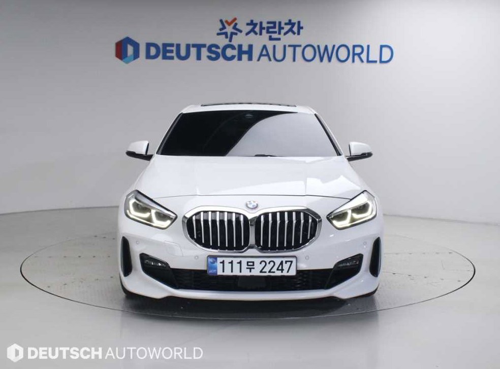 BMW 1시리즈 120i M 스포츠 사진 3