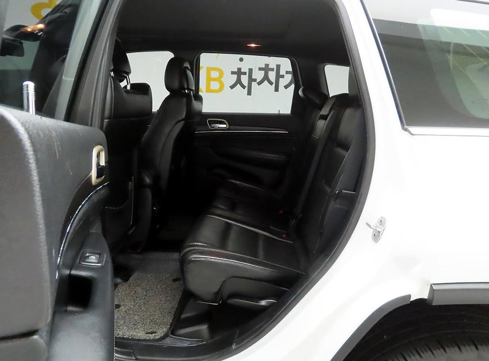 지프 체로키 3.0 CRD 사진 14
