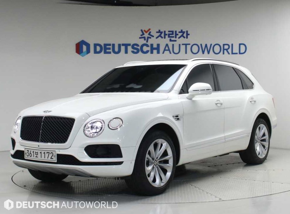 벤틀리 벤테이가 4.0 V8