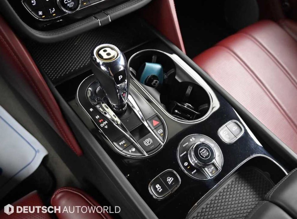 벤틀리 벤테이가 4.0 V8 사진 9