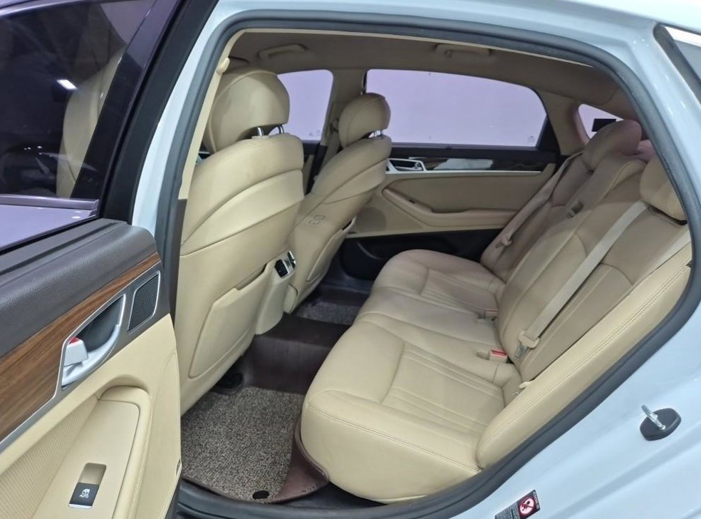 현대 제네시스 G330 프리미엄 AWD 사진 12