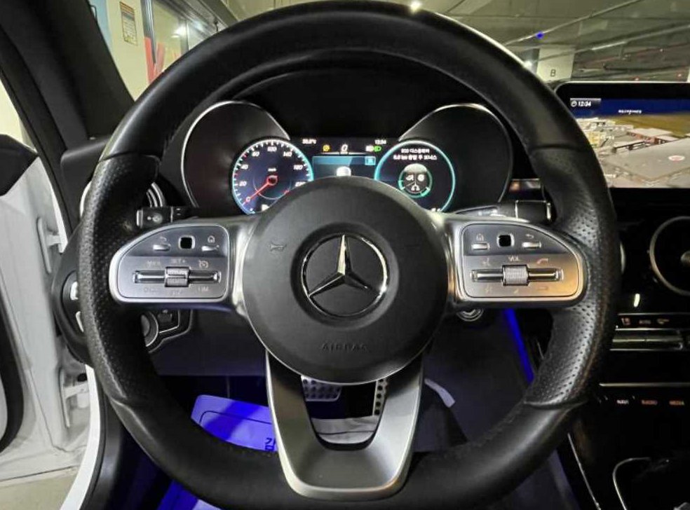 벤츠 C 클래스 C200 쿠페 사진 13