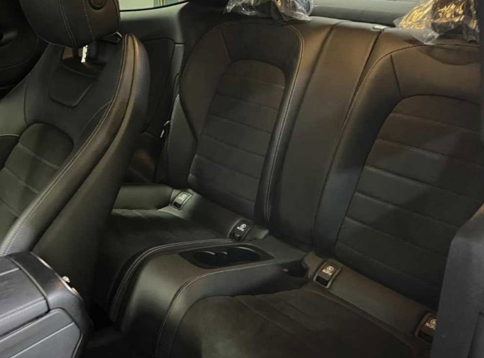 벤츠 C 클래스 C200 쿠페 사진 8