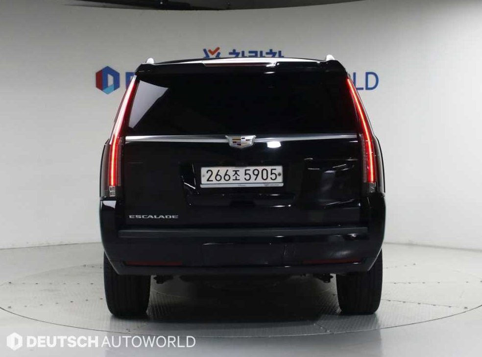 캐딜락 에스컬레이드 6.2 V8 플래티넘 사진 4