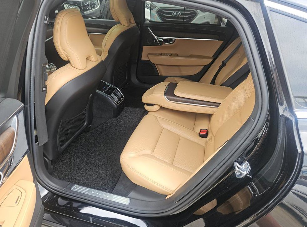 볼보 S90 B5 인스크립션 사진 5