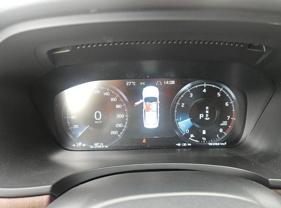 볼보 S90 B5 인스크립션 사진 9