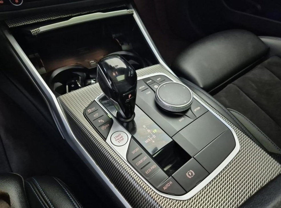 BMW 3시리즈 320d M 스포츠 사진 8