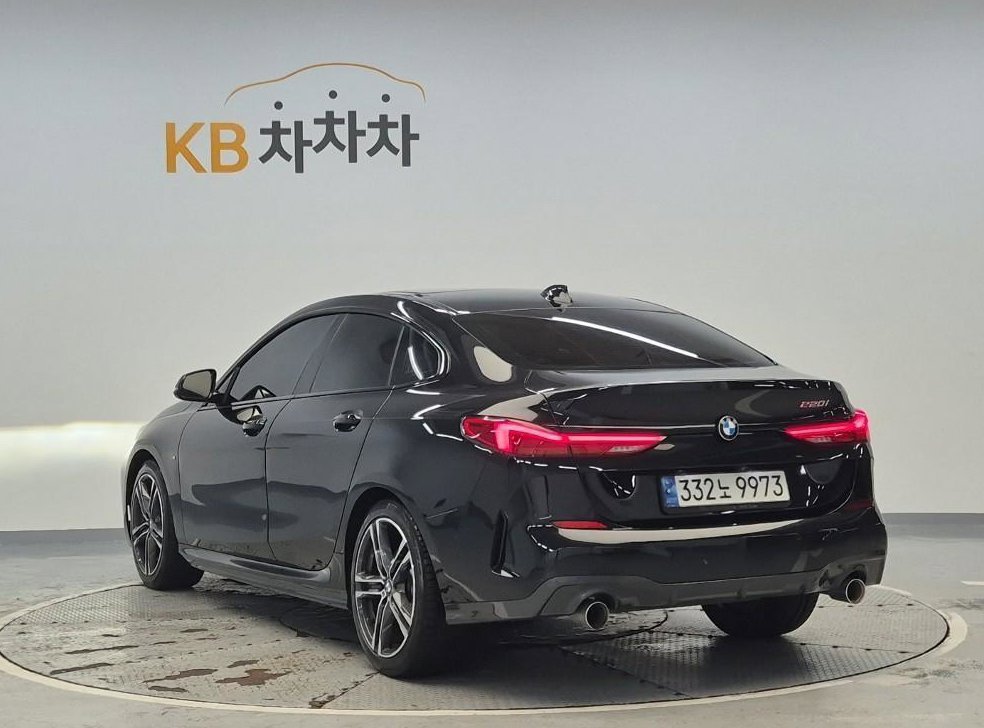 BMW 2시리즈 220i 그란쿠페 M스포츠 사진 2