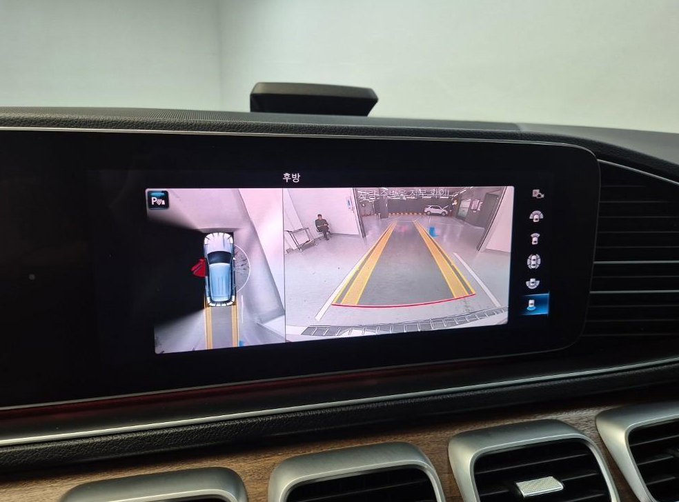 벤츠 GLE 클래스 GLE 450 4MATIC 사진 14