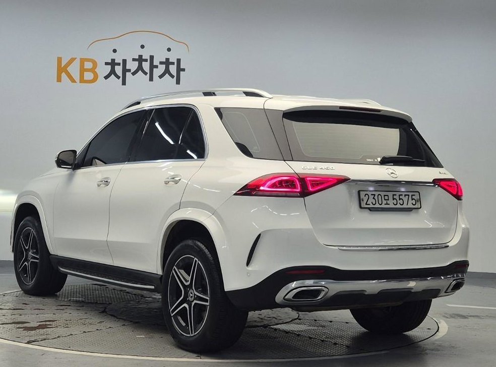벤츠 GLE 클래스 GLE 450 4MATIC 사진 2