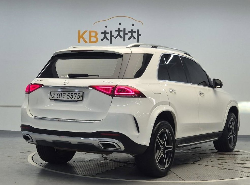 벤츠 GLE 클래스 GLE 450 4MATIC 사진 3