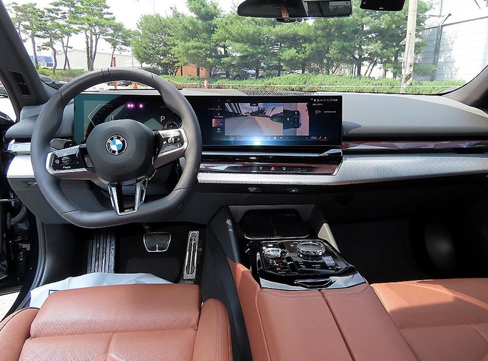 BMW 5시리즈 530i xDrive 사진 7