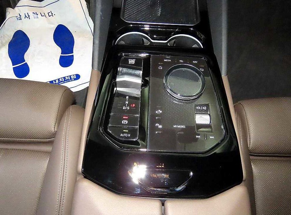 BMW 5시리즈 520i 사진 12