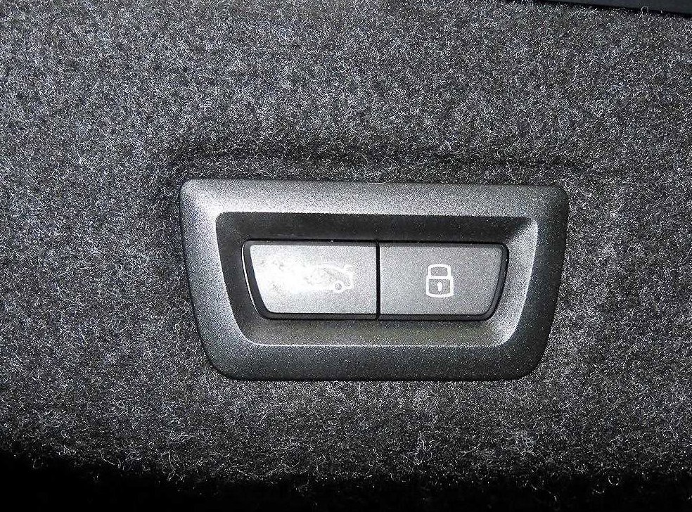 BMW 5시리즈 520i 사진 15