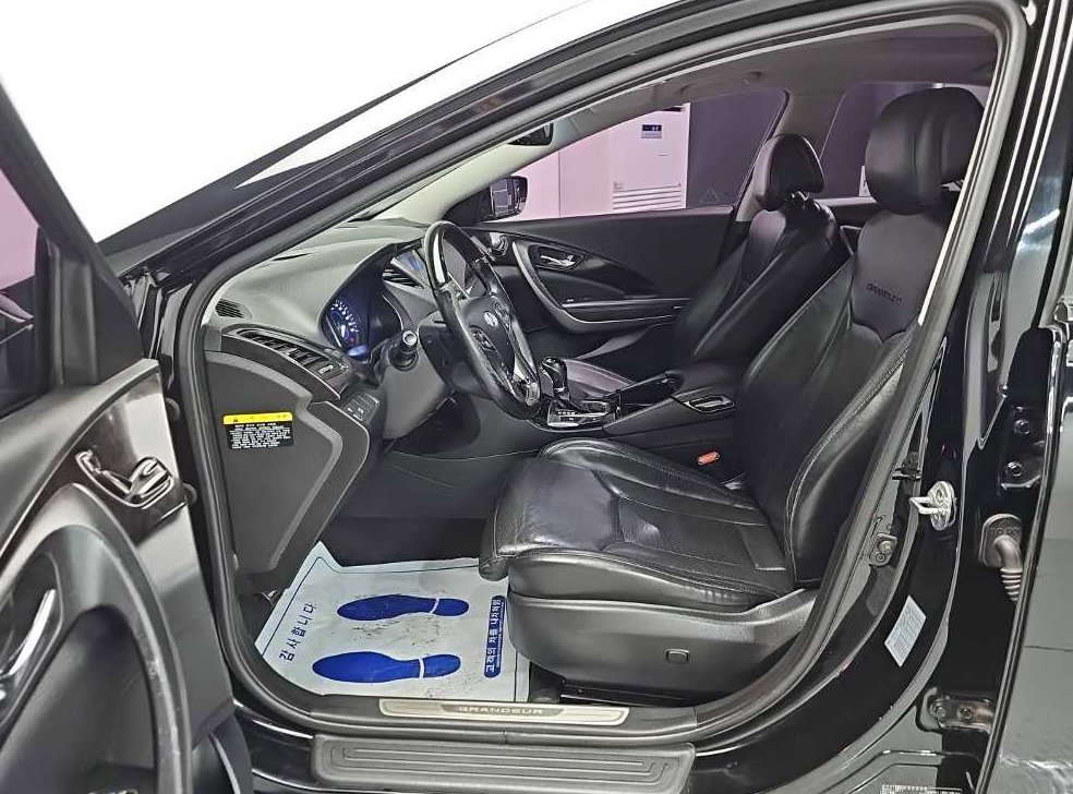 현대 그랜저 HG300 PRIME 사진 11