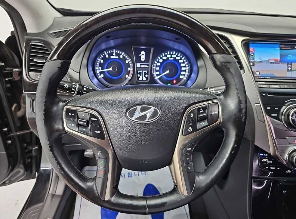 현대 그랜저 HG300 PRIME 사진 9
