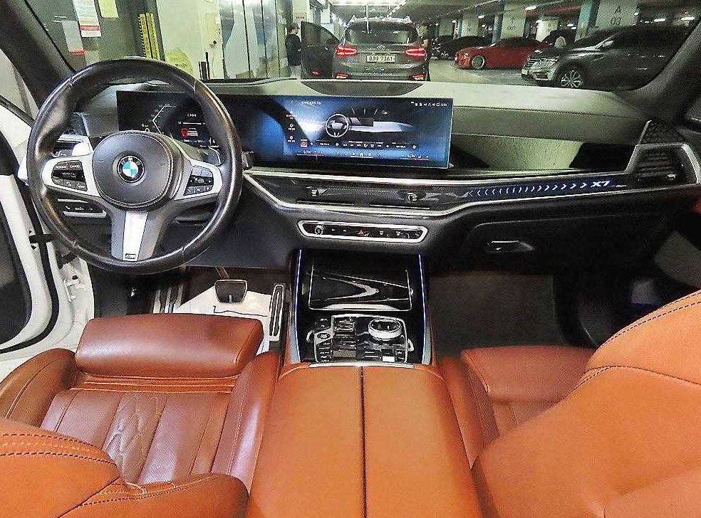 BMW X7 xDrive 40i M 스포츠 사진 10