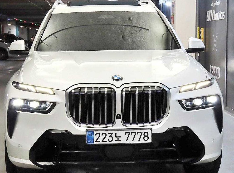 BMW X7 xDrive 40i M 스포츠 사진 2