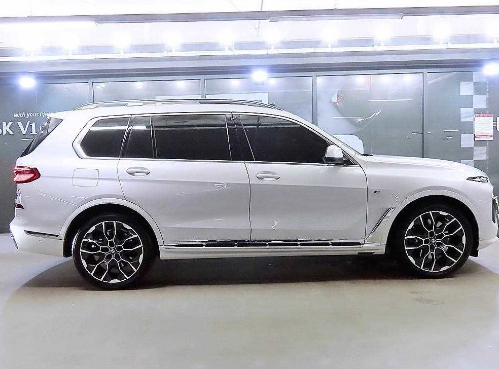 BMW X7 xDrive 40i M 스포츠 사진 3