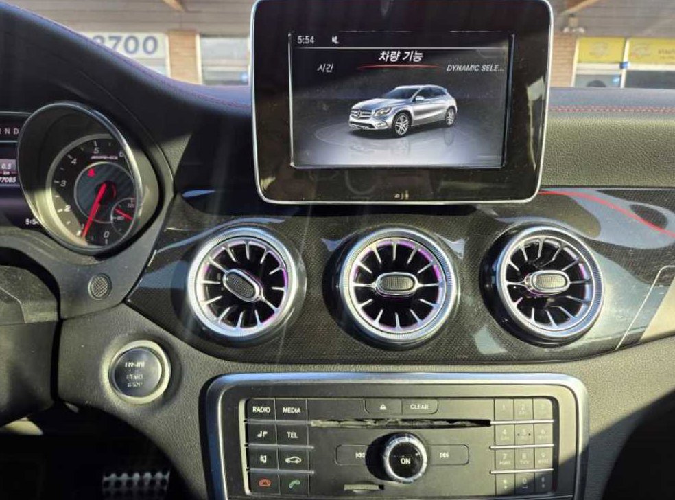 벤츠 GLA 클래스 GLA45 AMG 4MATIC 사진 13