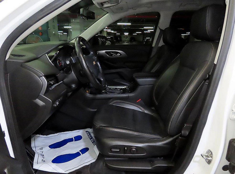 쉐보레 트래버스 3.6 AWD 레드라인 사진 6