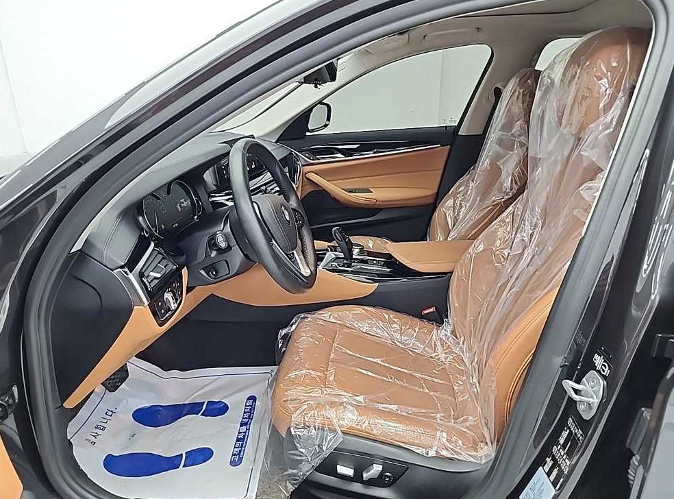 BMW 5시리즈 520i 럭셔리 사진 11