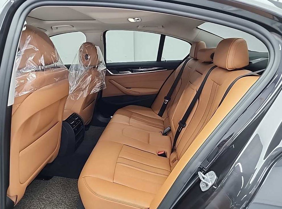 BMW 5시리즈 520i 럭셔리 사진 12