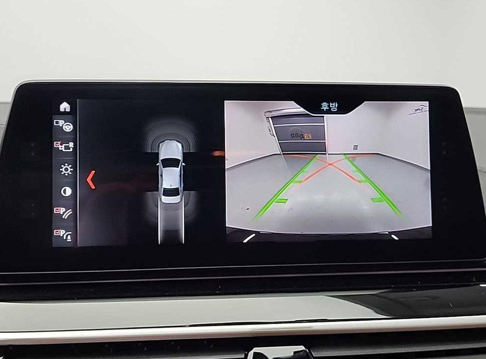 BMW 5시리즈 520i 럭셔리 사진 16