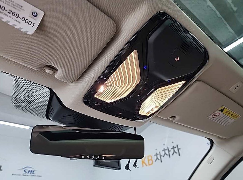 BMW 5시리즈 520i 럭셔리 사진 17