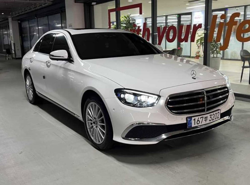 벤츠 E 클래스 E220d 4MATIC 익스클루시브